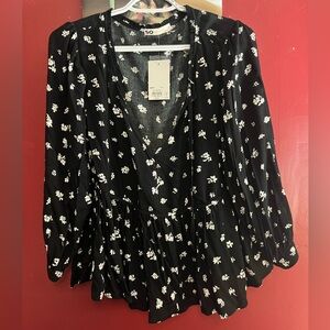 SO Black and White Floral Blouse